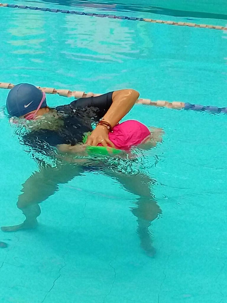 ¿Qué es la matronatación? Ejercicios y dónde practicarla